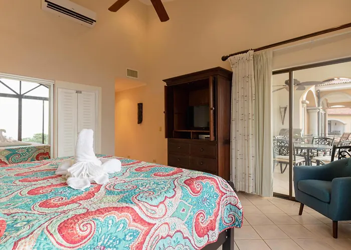 Sunrise 48- 3 Bedroom Ocean View Penthouse Apartment