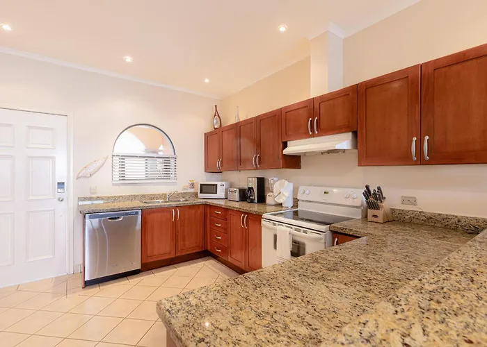 Sunrise 48- 3 Bedroom Ocean View Penthouse *